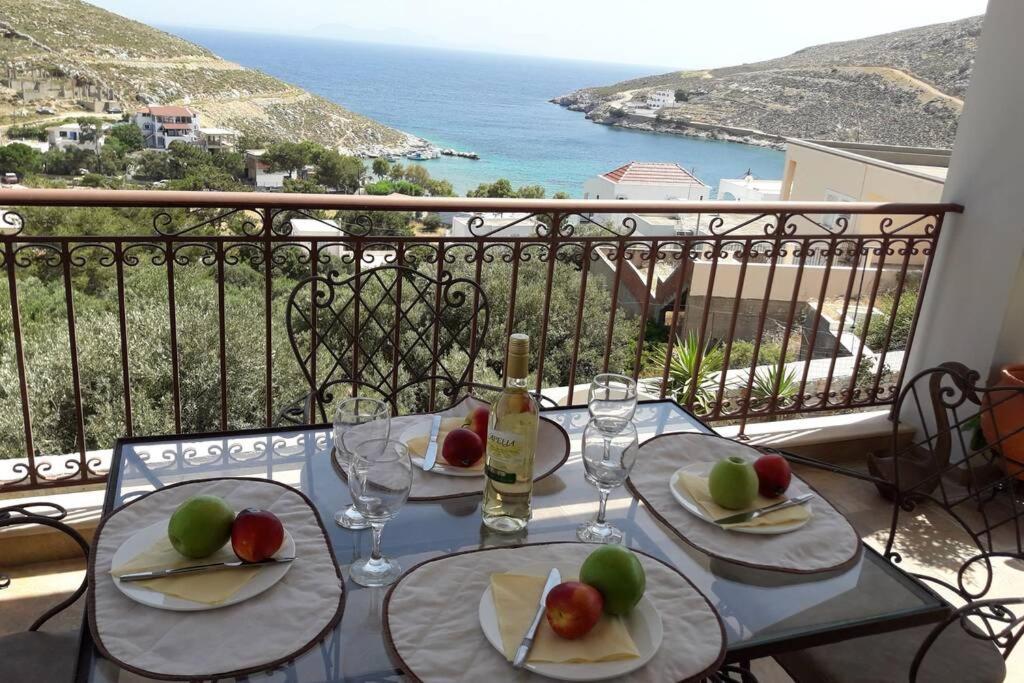 Nikis Seaside House Villa Vlichadia Eksteriør bilde