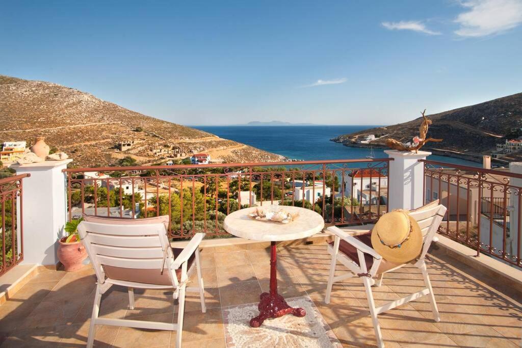 Nikis Seaside House Villa Vlichadia Eksteriør bilde